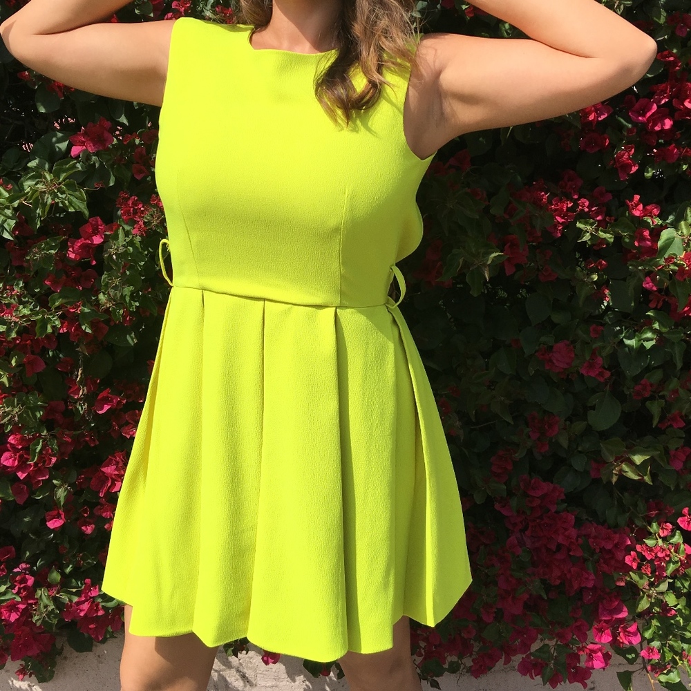 Neon cocktail dress - Picture 2 of 5